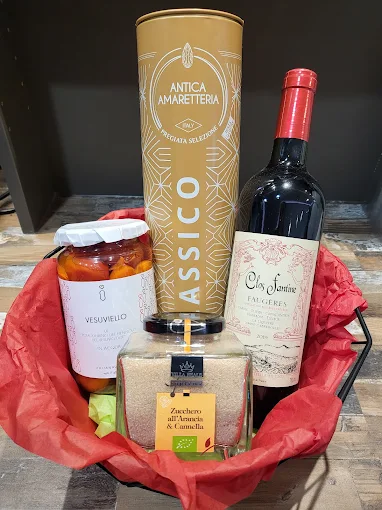 Colis cadeau vin et épicerie fine de L'Épicerie de Fleury, idéal pour les fêtes